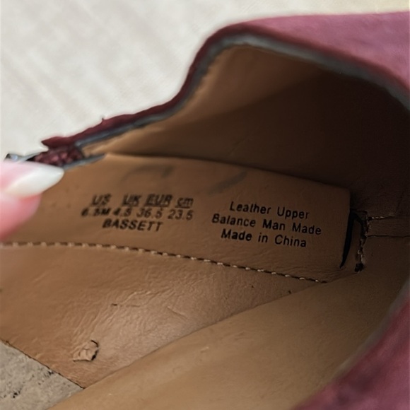 Franco Sarto Suede Side Zip Heeled Booties Merlot Size 6.5 Flawed - Picture 7 of 16